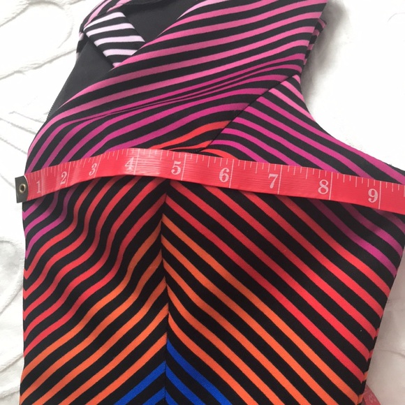Guess | Women’s cutout bodycon midi dress, size 12, excellent condition - Picture 10 of 11
